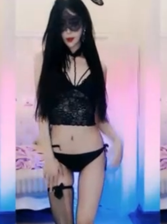 长腿兮兮虎牙热舞合集6.02G福利补档超带感