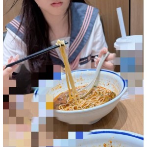 小表妹海角户外真实互动10部1.59G真会玩