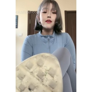 300M太诱人了扶摇殿下蜜桃臀训练1部资源站