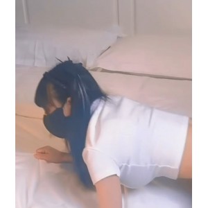 诱惑糖心VIP娜娜丝袜片9部2G